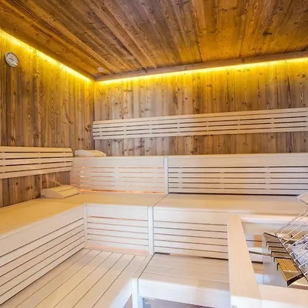 فندق Farm Grosslehen 4*