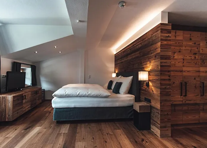 Farmhotel & Grosslehen فيبربرن