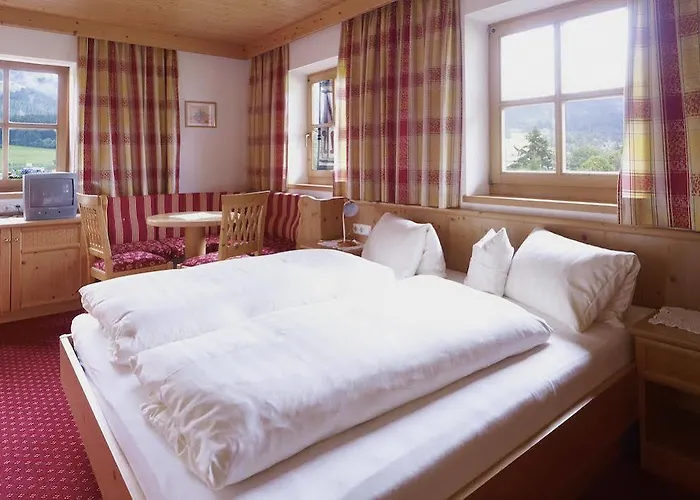 Farmhotel & Grosslehen 4*