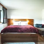 Farmhotel & Grosslehen 4*