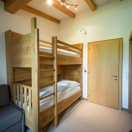 Farmhotel & Grosslehen فندق فيبربرن