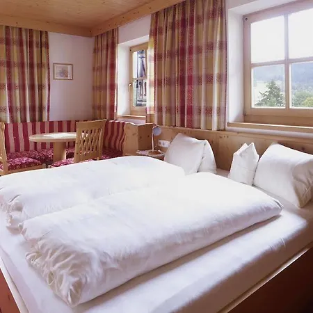 Farmhotel & Grosslehen 4*